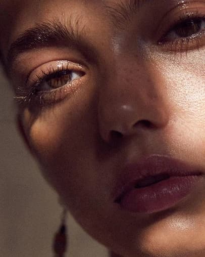 Linda Kristel for professionale